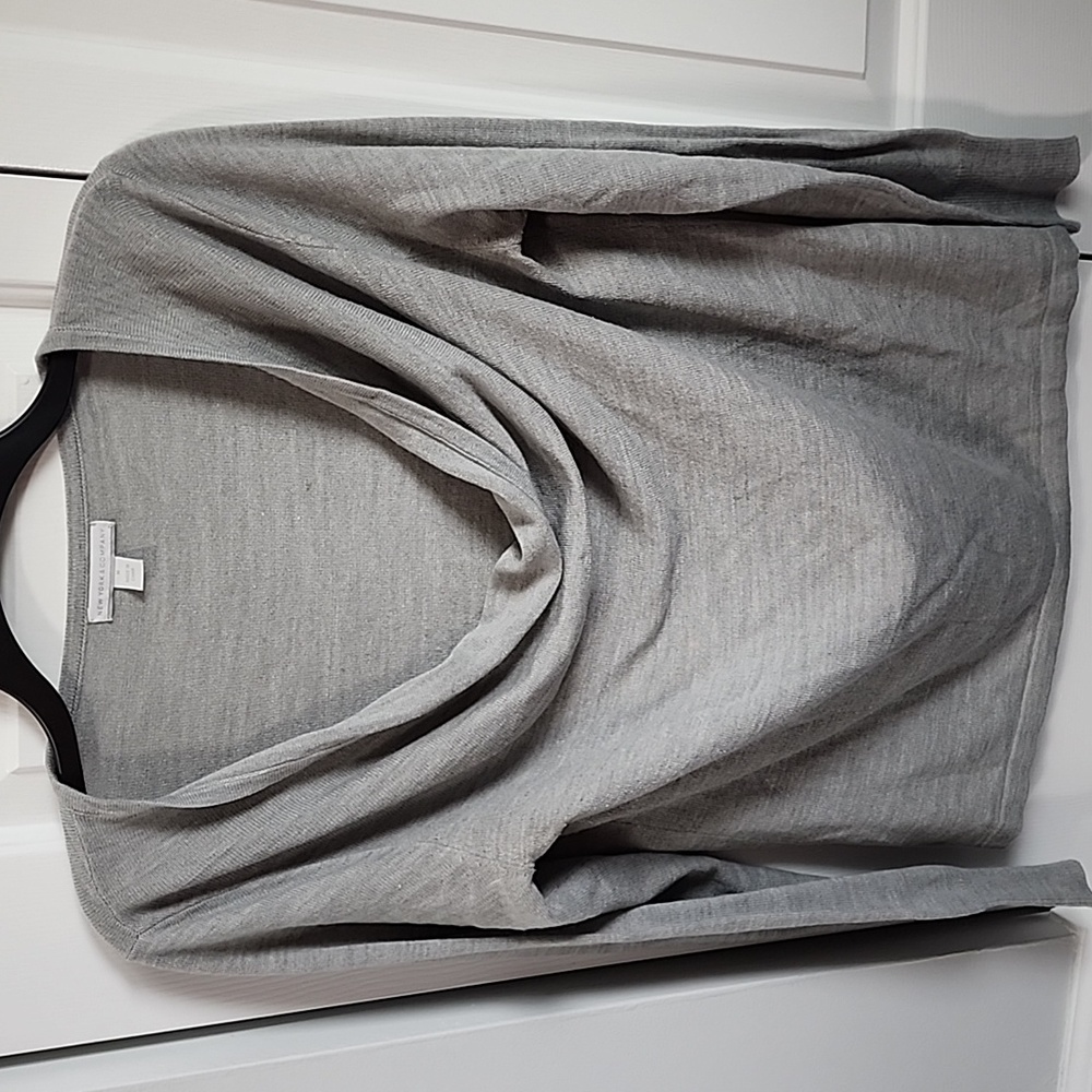 Scoop neck gray sweater